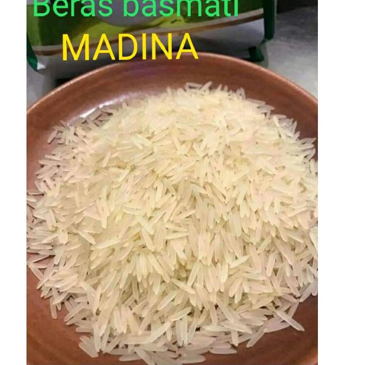 

..Beras kebuli instan 500 gr.sudah plus bumbu buat 6-7 porsiberas basmati india 정