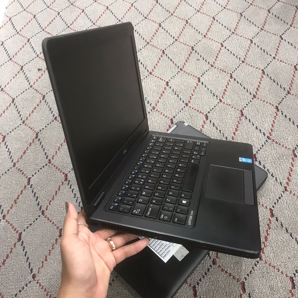 LAPTOP MURAH Dell Latitude 5250 Core i5 Gen 5Th