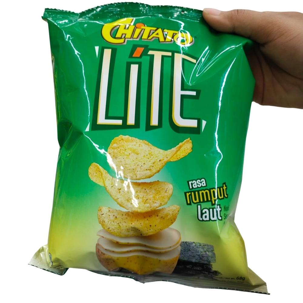 

Chitato Lite 68gr Keripik Kentang Potato Snack Rasa Rumput Laut / Salmon Teriyaki / Saos Krim Bawang / Sapi Panggang Makanan Ringan Cemilan