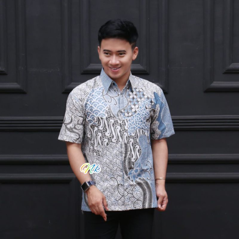 (COD) New Kemeja Pria Hem Batik Lengan Pendek Modis Kekinian