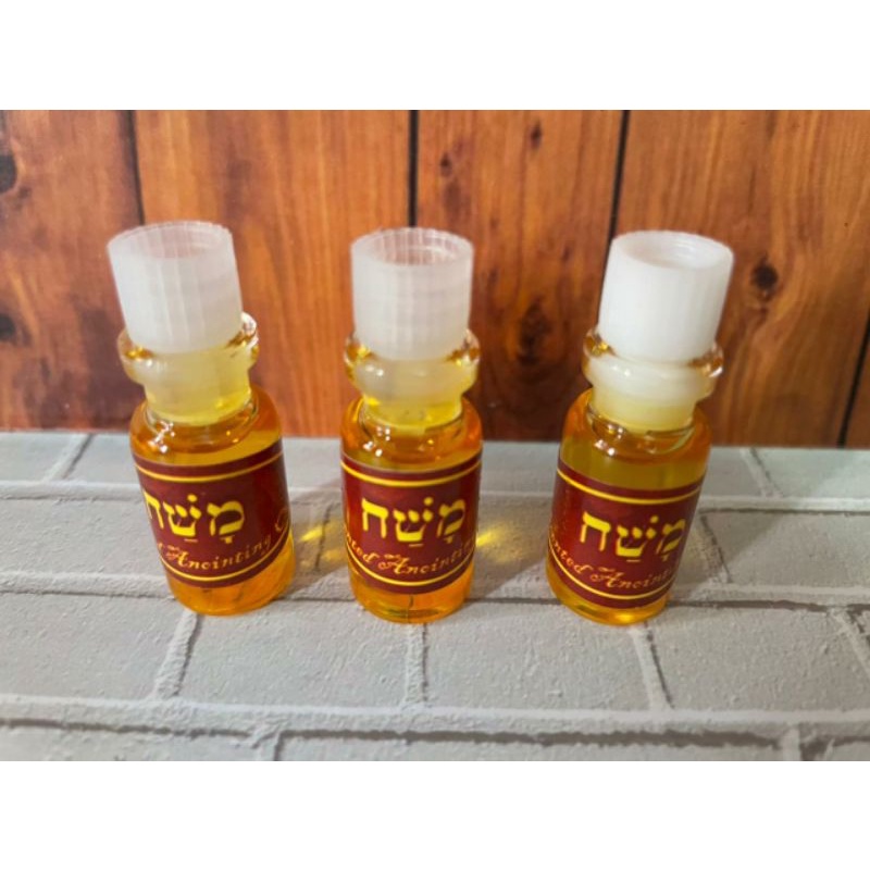 Minyak urapan anointing oil