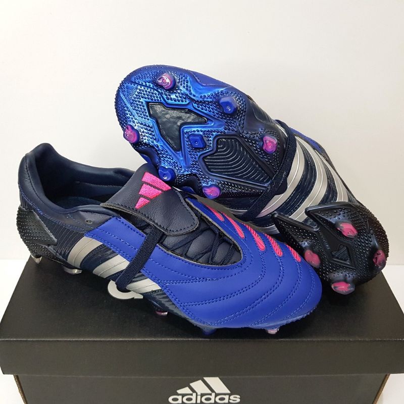 Sepatu Bola Adidas Predator Pulse Blue Pink .