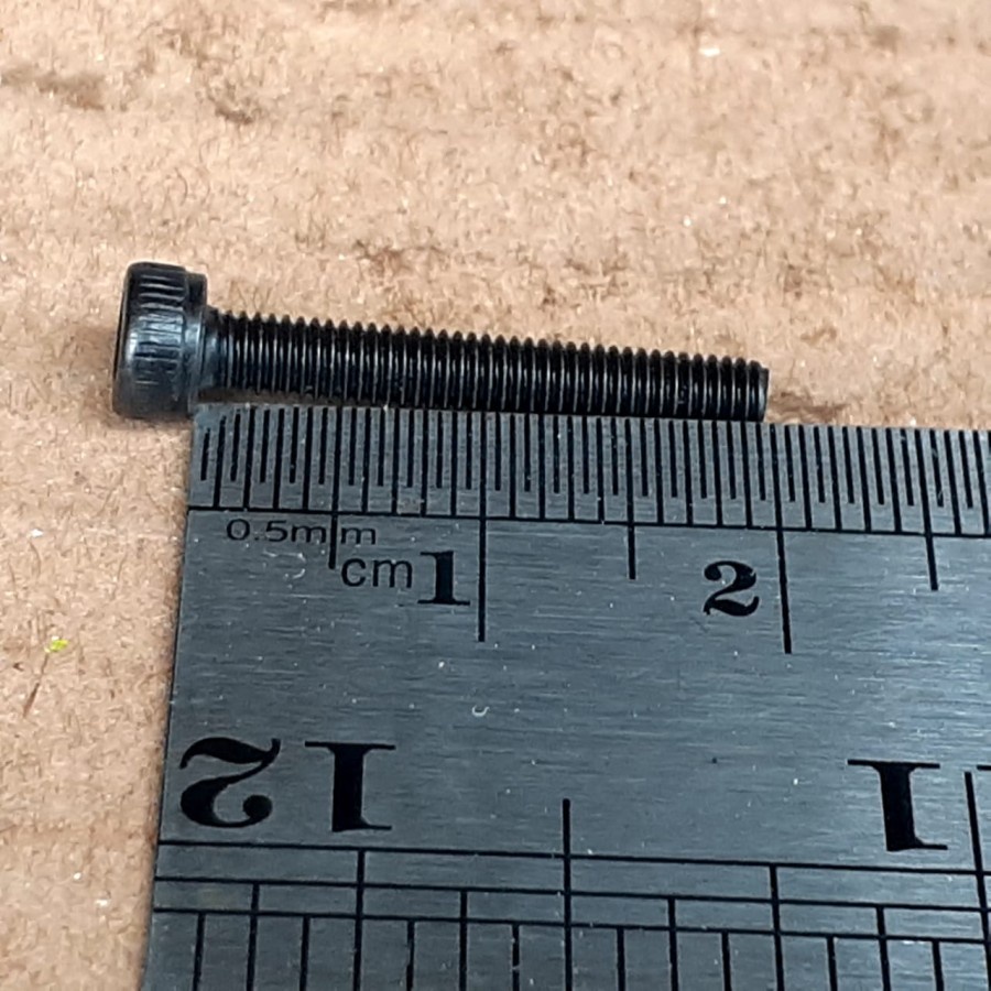 BAUT L BAJA M3 X 20 / BAUT L M3 X 20 BAJA / BAUT L M3X20 BAJA HITAM / BAUT M3 / BAUT 5,5 KUNCI L2,5 