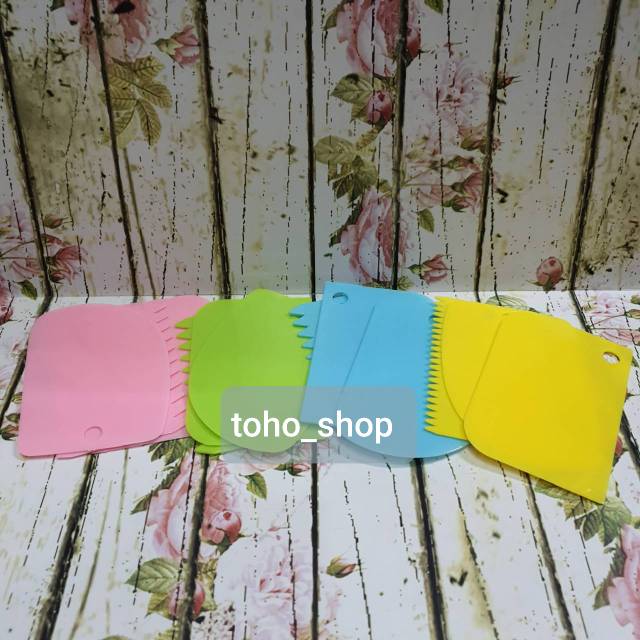 

Dough cutter isi 3pcs bahan plastik