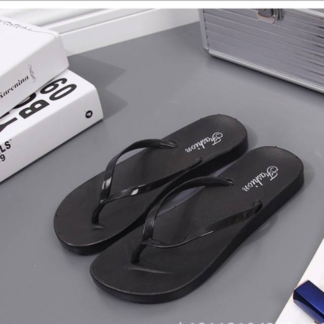 big sale Sandal  Jepit  Flat Wanita  Bahan  Karet  Anti Slip 