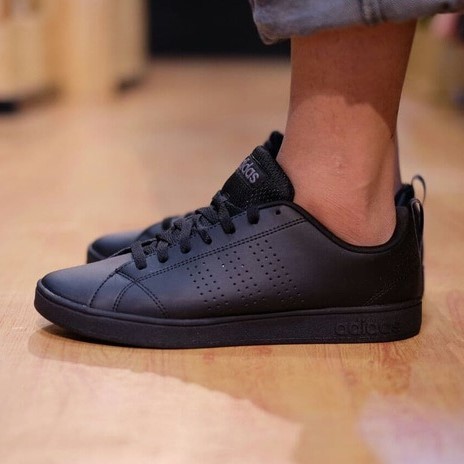 Adidas Neo Advantage Triple Black BNWB