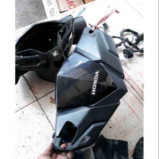 Batok Lampu Depan dan Belakang Honda Vario 125 150 Led Ori Lepasan Motor