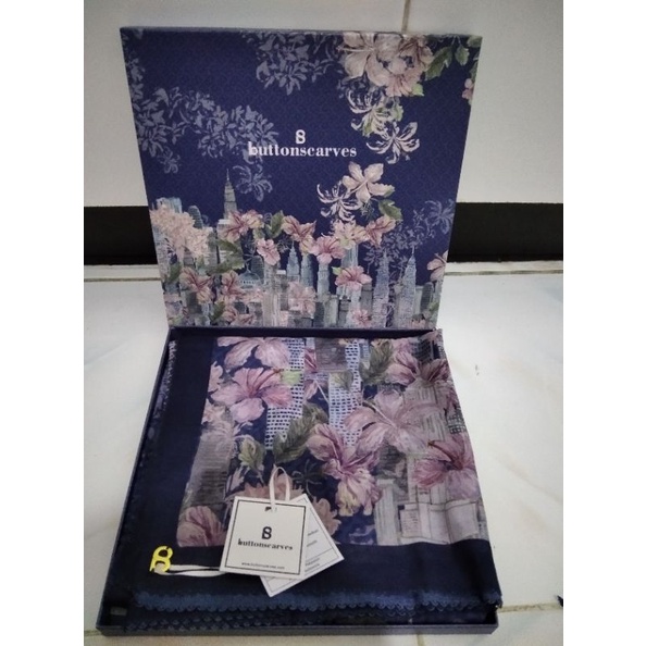 Malaya Navy NEW Buttonscarves