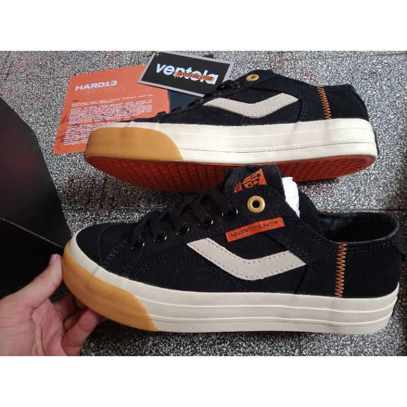 ventela nevertoolavish Noir low size 37