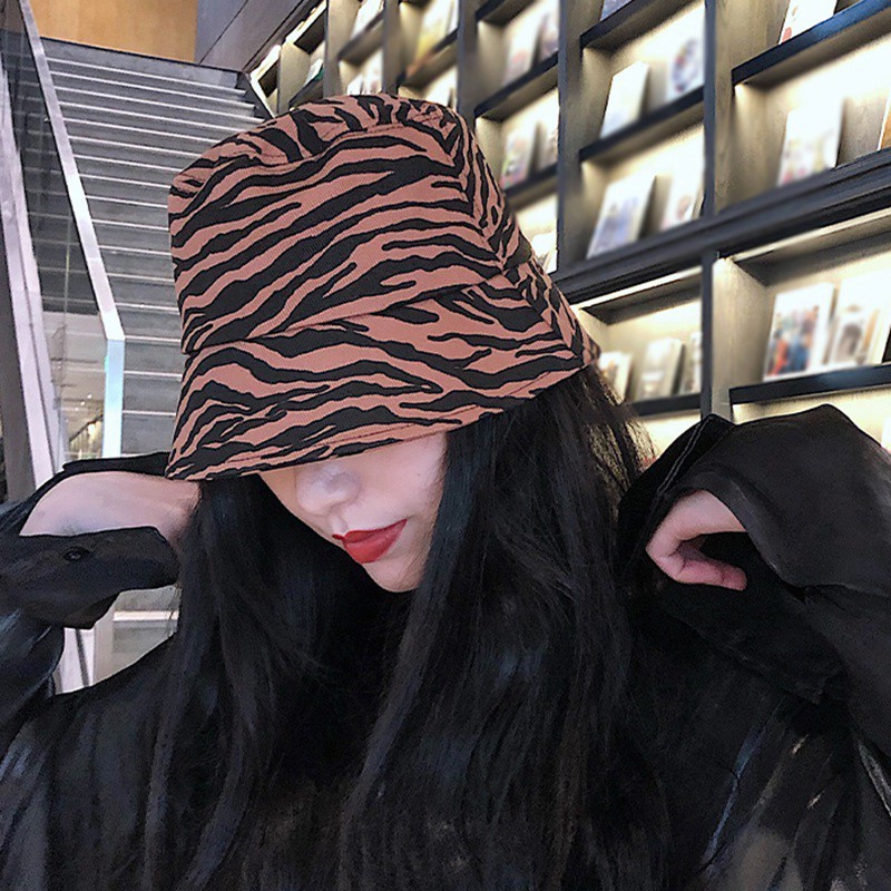 Topi Bucket Motif Zebra Gaya Jepang Retro Untuk Wanita