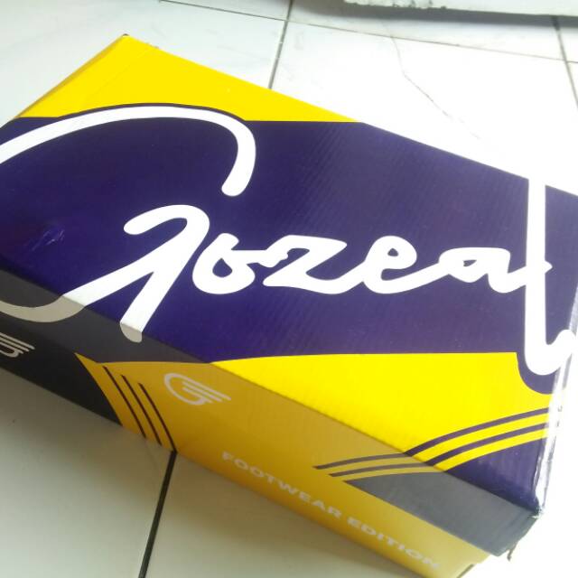 Sepatu gozeal x mr.getzke ukuran 41