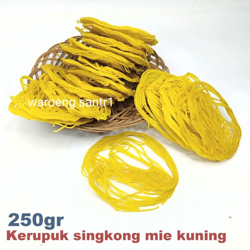 

Krupuk kerupuk singkong mie kuning mentah renyah siap goreng 250gram