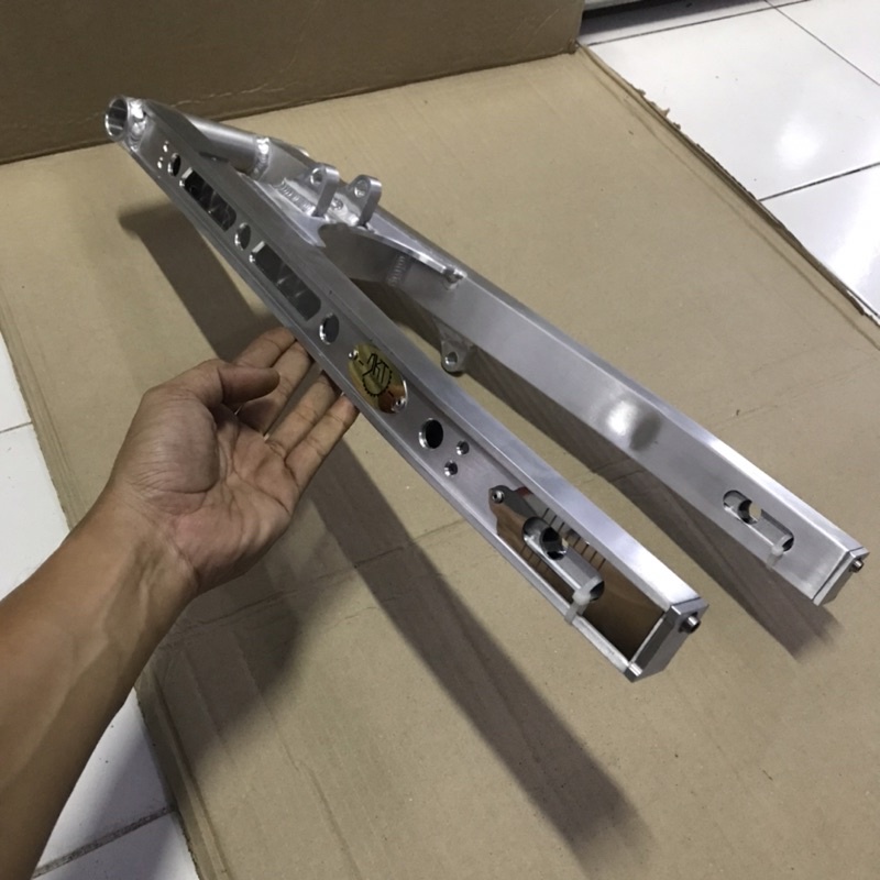 swing arm DKT kotak slim original Thailand capit udang ninja RR  atau ninja R mounting atas swing ar