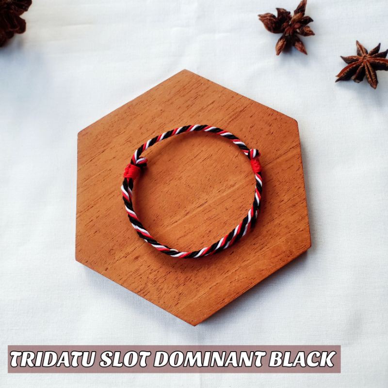 Dominant Black Tridatu Slot / Gelang Tridatu Hitam / Gelang Tridatu Unik