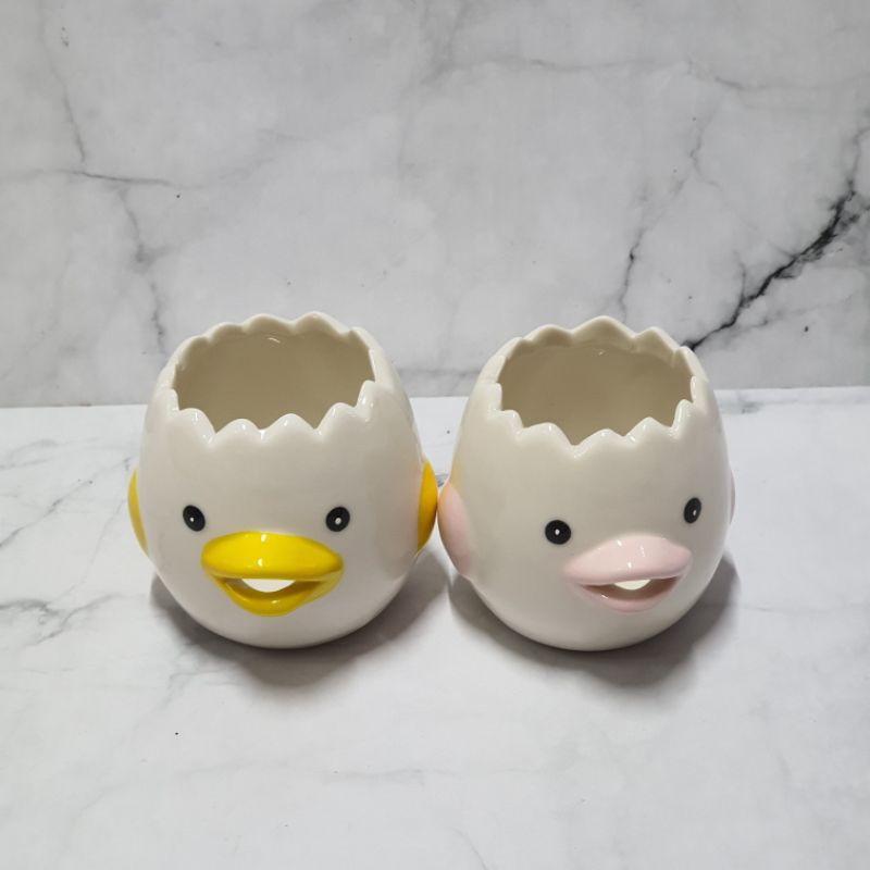 Little Chicken Ceramic Egg Yolk Divider / egg separator / pemisah telur