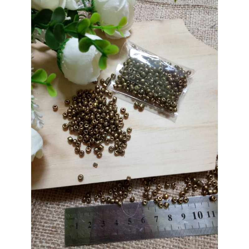 (20gram)manik mote pasir 6/0 dan pasir 8/0u