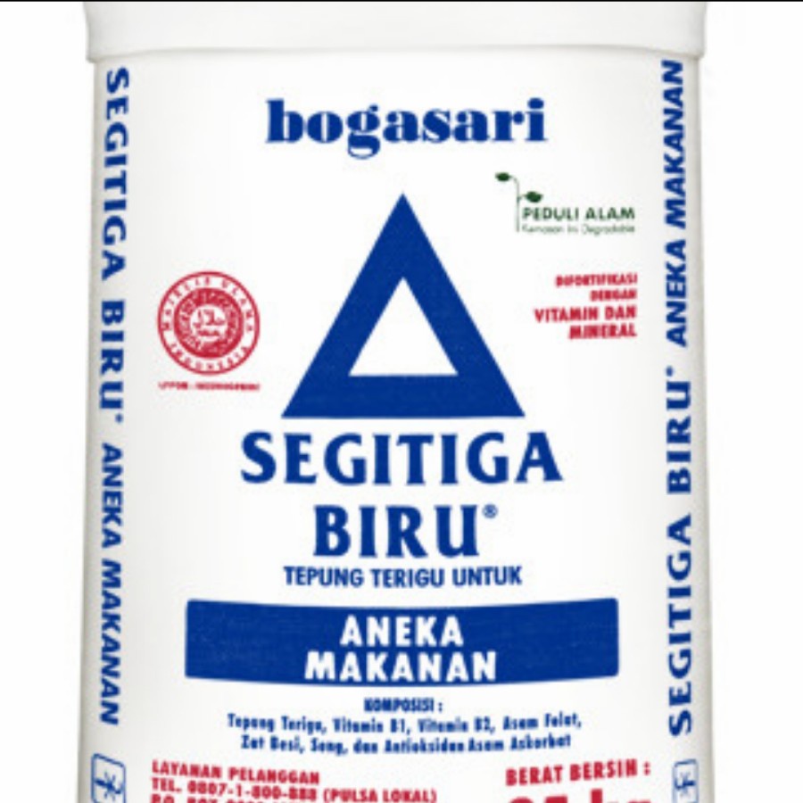 

tepung terigu segitiga biru premium 1 kg 1/2 kg