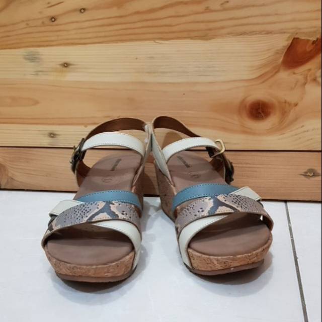 Sepatu wanita / preloved Sepatu wedges Obermain germani