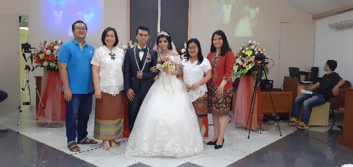 Promo Kebaya Lengan Pendek Tulip Silky  Kombinasi Brukat Motif Batik