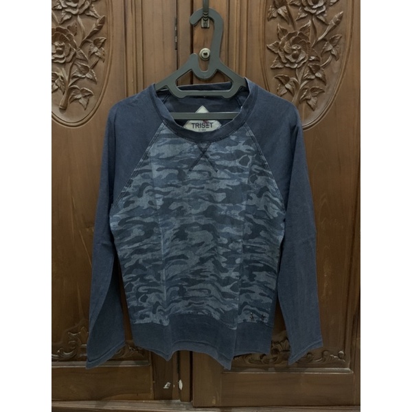 PRELOVED KAOS TRISET