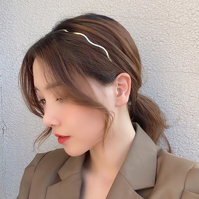 2021 Bando Metal Simple Anti slip Desain Gelombang Untuk Wanita