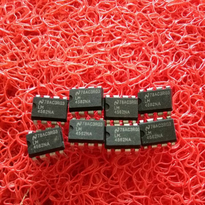 LM4562NA dual op-amp nos ic lm4562