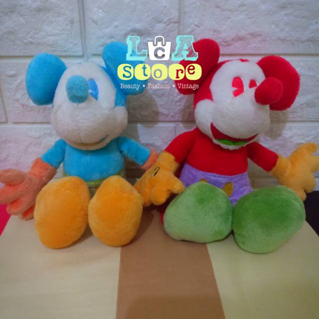 PRELOVED Boneka Disney Mickey mouse