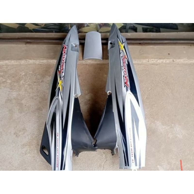 BODY BELAKANG KARISMA X 125 SILVER