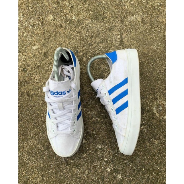 Adidas Court Vantage