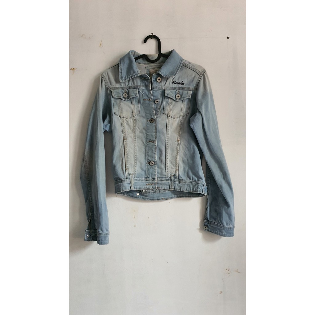 [Preloved] Jaket Jeans Nevada | Jaket Jeans Wanita Bekas | Jaket Denim Bekas Wanita | Jaket Denim
