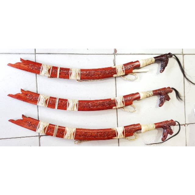 MANDAU JIMPUL KHAS KALIMANTAN