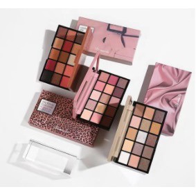 Lameila Eyeshadow Make Up Kit Palette 15 warna cjr 5025