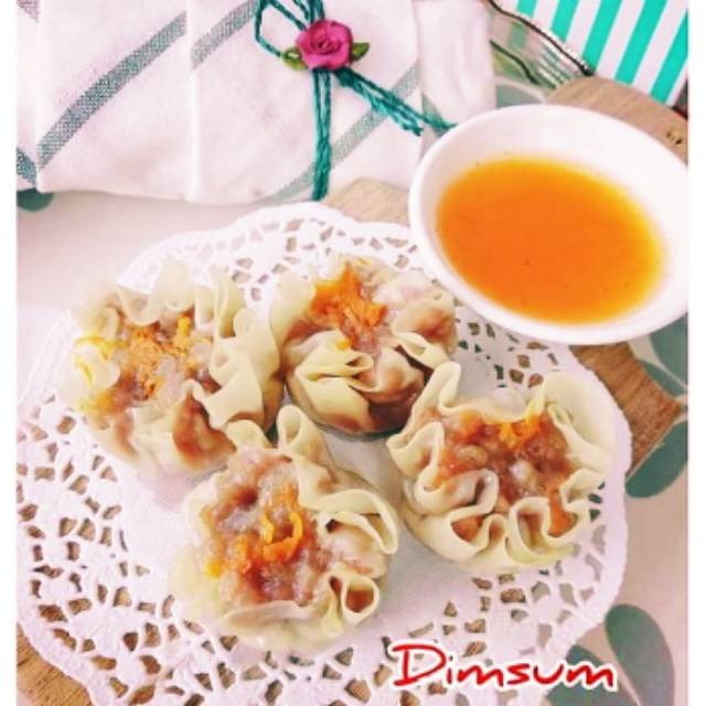 

Dimsum dijamin enak murah asli