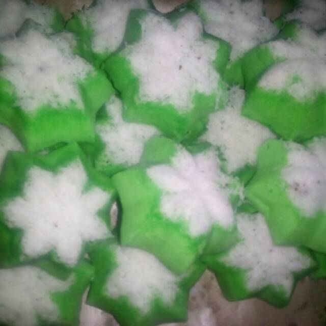 

Kue putri ayu