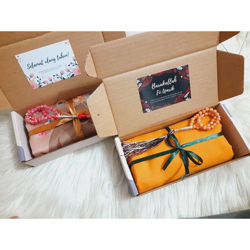 hampers hijab pashmina segi empat gift box kado box wanita hijab