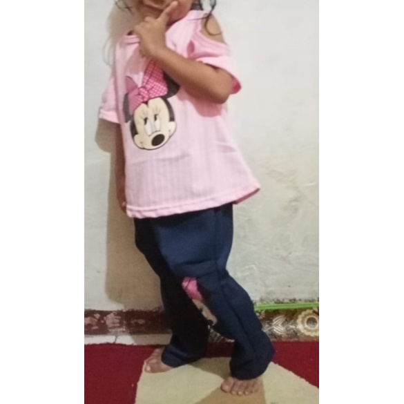 VISION ONLINE [GRATIS ONGKIR BISA COD] SETELAN STRIPY MINNIE// SET BAJU ATASAN BAHAN KAOS LENGAN PENDEK ANAK PEREMPUAN/ BAJU BAYI PEREMPUAN CEWEK 1 2 3 4 TAHUN CELANA DENIM PANJANG ANAK PEREMPUAN 12 BULAN 3-4 TAHUN MURAH KEKINIAN TERBARU IMPORT LUCU KOREA