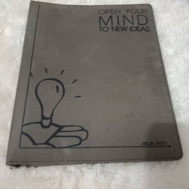 

Preloved binder 26 ring