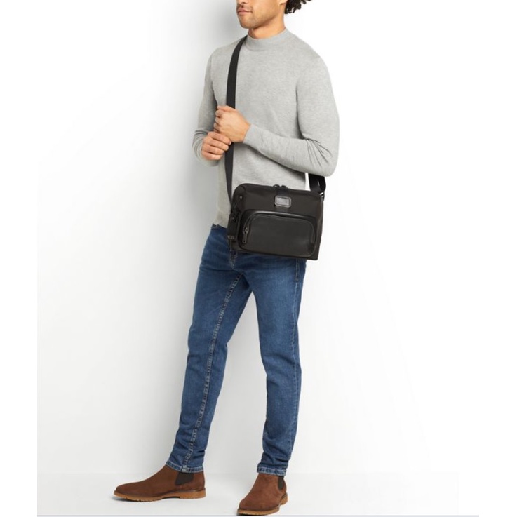 TAS TM lewis  SELEMPANG/TAS WAISTBAG/SLING BAG