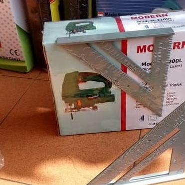 

Penggaris Arsitek Segitiga Siku Aluminium Speed Square Sudut Derajat