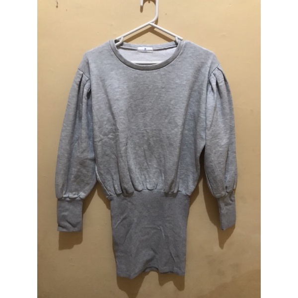 Crewneck Preloved Sweater Second Cewek mulus
