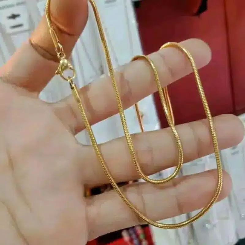 KALUNG TITANIUM EMAS MODEL BULAT BERKUALITAS IMPORT FASHION PRIA WANITA