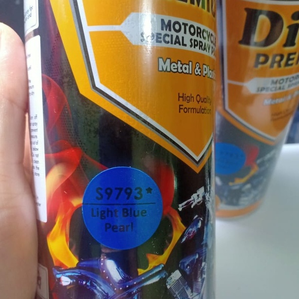 Pilok Pilox DITON Premium S9793* Light Blue Pearl / 9793 Biru Muda Metalik / Biru Suzuki (400cc/400ml)