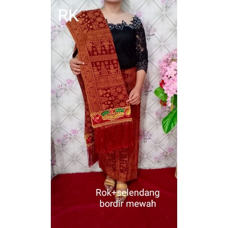 Rok dan Selendang Bordir Motif Palembang-4