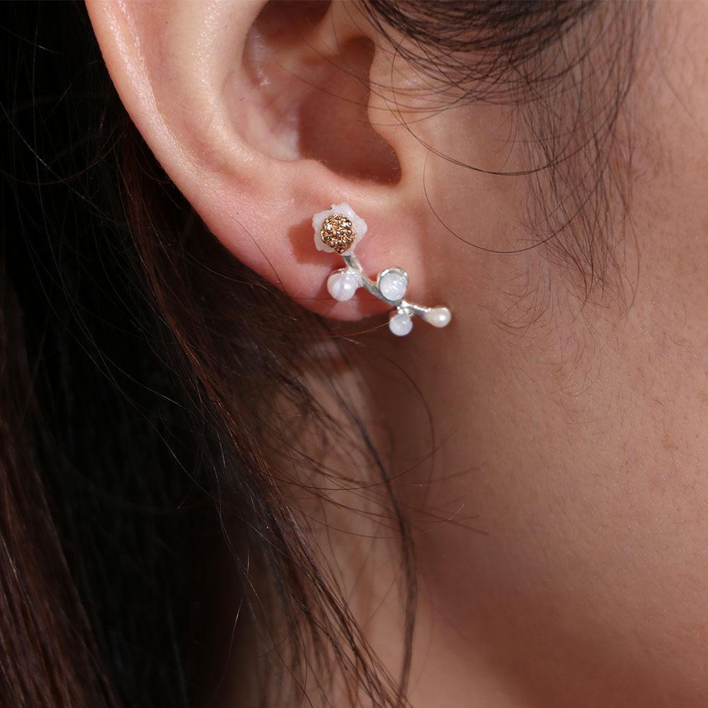 Preva Bunga Telinga Pejantan Elegan Pesta Panas Wanita Gadis Sederhana Shell Stud Earrings
