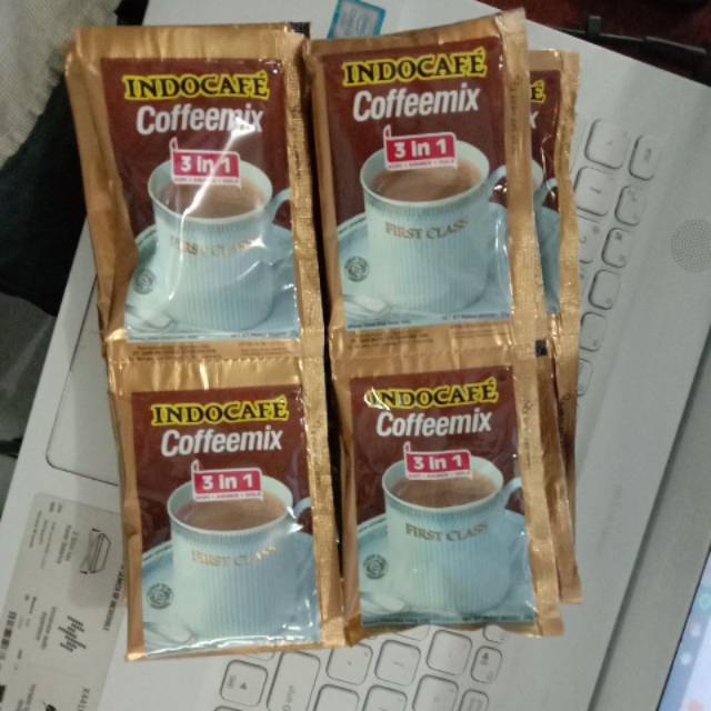 

Kopi / Indocafe Coffemix 20 gr Isi 10 pcs /RENCENG