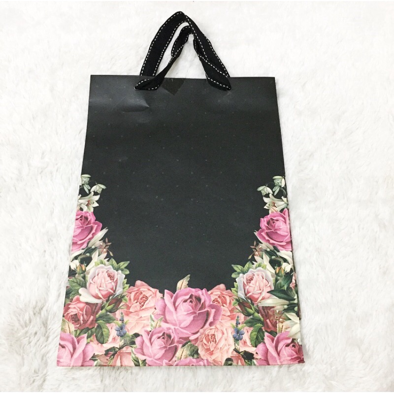 

Black Flower Floral Paperbag Tas Kantong Belanja Shopping Bag Giftbag Tempat Kado Polos Motif Kembang Bunga