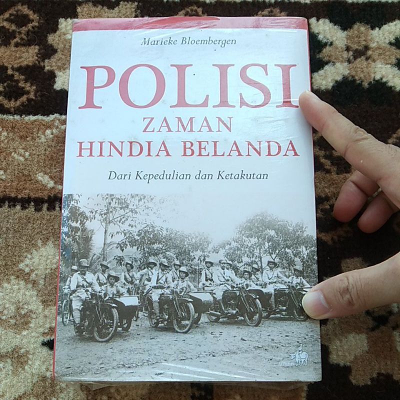 The Columnist - ori POLISI ZAMAN HINDIA BELANDA