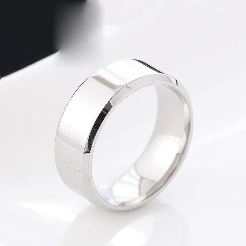 Cincin Korea gaya sederhana glossy beberapa cincin sepasang titanium baja beberapa cincin ornamen st