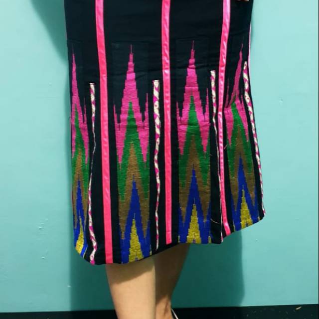 Rok tenun bangkok madam rose