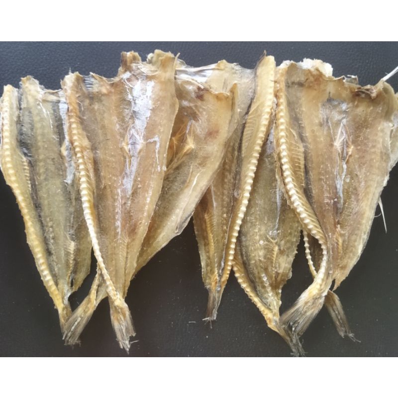 

Ikan Asin Sitting / Siting / Jambrong / Lu 500 Gr Cap Toke Bagan Siapi Api